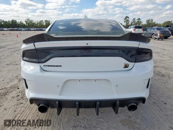 ✅ 2022 Dodge Charger Scat Pack • VIN: 2C3CDXGJ3NH105065 • Lot: 91475555. Wystawiony na Copart z przebiegiem 18 236 mil. Bezpłatny archiwum sprzedaży aukcyjnych z USA i szczegółowy raport historii pojazdu na DreamBid. Zdjęcie 6.