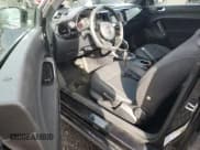 ✅ 2016 Volkswagen Beetle Fleet Edition • VIN: 3VWF17AT2GM602136 • Lot: 90785335. Wystawiony na Copart z przebiegiem 74 609 mil. Bezpłatny archiwum sprzedaży aukcyjnych z USA i szczegółowy raport historii pojazdu na DreamBid. Zdjęcie 8.