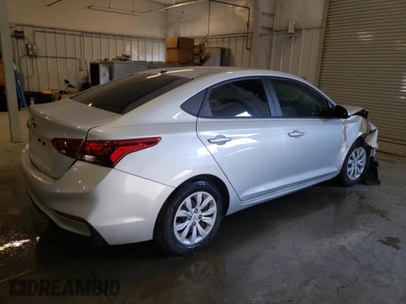 ✅ 2022 Hyundai Accent SE • VIN: 3KPC24A60NE154840 • Лот: 79179774. Опубликован ранее на Copart с пробегом 51 096 миль. Бесплатный доступ к архиву аукционных продаж из США и подробный отчёт об истории автомобиля на DreamBid. Изображение 3.