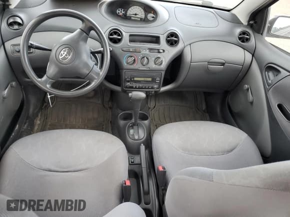 ✅ 2003 Toyota ECHO • VIN: JTDBT123230308630 • Lot: 61646095. Wystawiony na Copart z przebiegiem 182 529 mil. Bezpłatny archiwum sprzedaży aukcyjnych z USA i szczegółowy raport historii pojazdu na DreamBid. Zdjęcie 8.