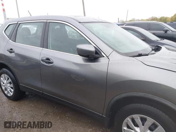 ✅ 2016 Nissan Rogue S • VIN: KNMAT2MV1GP604672 • Lot: 43572414. Wystawiony na IAAI z przebiegiem 108 508 mil. Bezpłatny archiwum sprzedaży aukcyjnych z USA i szczegółowy raport historii pojazdu na DreamBid. Zdjęcie 13.