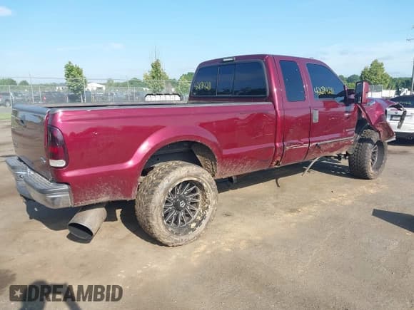 ✅ 1999 Ford F-250 XL • VIN: 1FTNX21F9XED80808 • Lot: 42694211. Listed on IAAI with 286,291 mi. Free auction sales archive from the USA and detailed vehicle history report at DreamBid. Image 4.