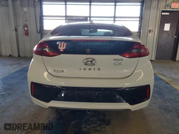 ✅ 2019 Hyundai Ioniq Limited • VIN: KMHC05LC5KU155523 • Lot: 88932875. Wystawiony na Copart z przebiegiem 71 599 mil. Bezpłatny archiwum sprzedaży aukcyjnych z USA i szczegółowy raport historii pojazdu na DreamBid. Zdjęcie 6.