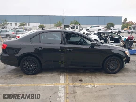 ✅ 2015 Volkswagen Jetta S • VIN: 3VWLA7AJ1FM301101 • Lot: 43605896. Listed on IAAI with 126,524 mi. Free auction sales archive from the USA and detailed vehicle history report at DreamBid. Image 14.