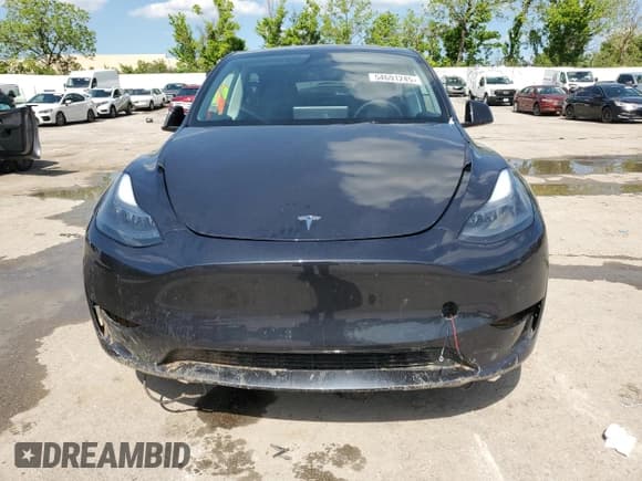 ✅ 2024 Tesla Model Y Long Range • VIN: 7SAYGAEE6RF160698 • Lot: 54691245. Wystawiony na Copart z przebiegiem 6 834 mil. Bezpłatny archiwum sprzedaży aukcyjnych z USA i szczegółowy raport historii pojazdu na DreamBid. Zdjęcie 5.