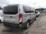 ✅ 2015 Ford Transit XL • VIN: 1FMZK1YM2FKA95295 • Lot: 43346734. Wystawiony na IAAI z przebiegiem 207 411 mil. Bezpłatny archiwum sprzedaży aukcyjnych z USA i szczegółowy raport historii pojazdu na DreamBid. Zdjęcie 4.