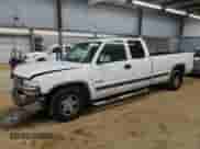 2002 Chevrolet Silverado 1500 with VIN 1GCEC19T72E234402, listed as a Copart auction lot 85130274 with 205,415 mi miles and Salvage title. Bid and sale history available at DreamBid. Image 1.