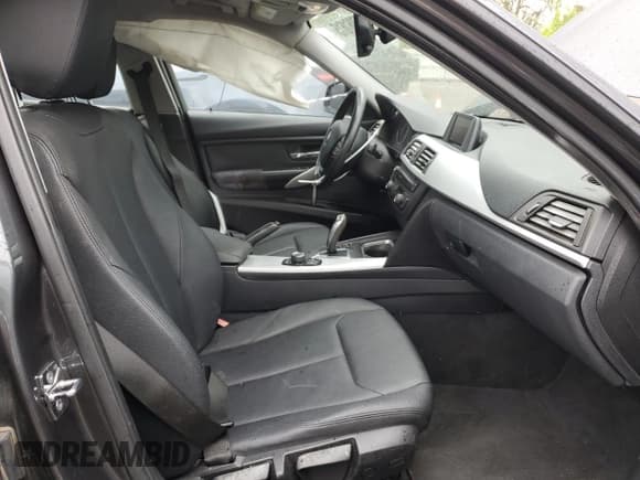 ✅ 2012 BMW 3 Series 328i • VIN: WBA3C1C59CF433154 • Lot: 57061615. Listed on Copart with 87,808 mi. Free auction sales archive from the USA and detailed vehicle history report at DreamBid. Image 7.