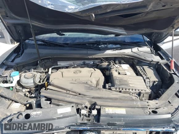 ✅ 2024 Volkswagen Tiguan SE • VIN: 3VV3B7AX5RM074375 • Lot: 43469185. Wystawiony na IAAI z przebiegiem 31 479 mil. Bezpłatny archiwum sprzedaży aukcyjnych z USA i szczegółowy raport historii pojazdu na DreamBid. Zdjęcie 10.