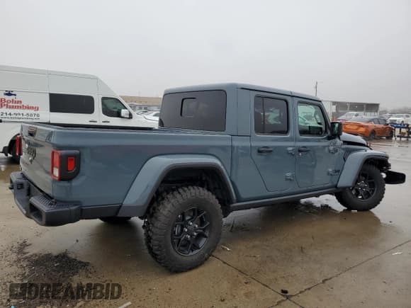 ✅ 2024 Jeep Gladiator Willys • VIN: 1C6HJTAG4RL133988 • Лот: 43078465. Опубликован ранее на Copart с пробегом 3 452 миль. Бесплатный доступ к архиву аукционных продаж из США и подробный отчёт об истории автомобиля на DreamBid. Изображение 3.