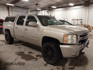 ✅ 2007 Chevrolet Silverado 1500 1LT • VIN: 3GCEK13307G545178 • Lot: 41364329. Listed on IAAI with 241,256 mi. Free auction sales archive from the USA and detailed vehicle history report at DreamBid. Image 1.