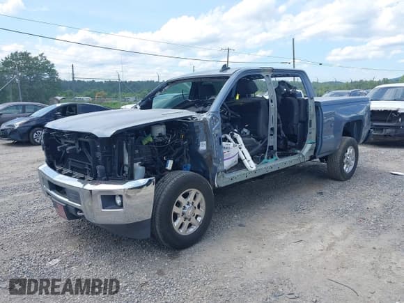 ✅ 2015 Chevrolet Silverado 2500HD LT • VIN: 1GC1CVE85FF587440 • Lot: 42545643. Listed on IAAI with Not provided. Free auction sales archive from the USA and detailed vehicle history report at DreamBid. Image 20.
