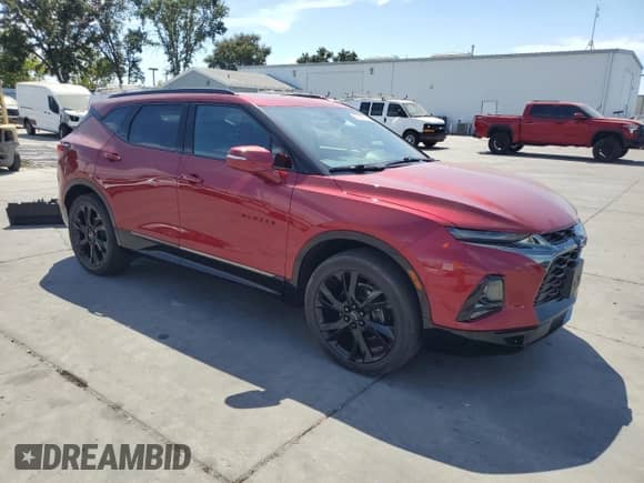 2020 Chevrolet Blazer RS z VIN 3GNKBERS5LS642724, wystawiony jako Copart lot #69592175 z przebiegiem 24 737 mil mil oraz Szkoda całkowita • Salvage title. Historia ofert i sprzedaży dostępna na DreamBid. Obrazek 4.