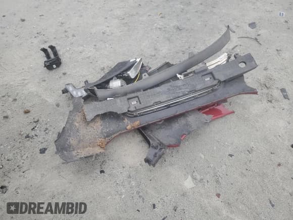 ✅ 2019 Hyundai Ioniq SEL • VIN: KMHC75LC8KU126352 • Lot: 81223644. Wystawiony na Copart z przebiegiem 133 454 mil. Bezpłatny archiwum sprzedaży aukcyjnych z USA i szczegółowy raport historii pojazdu na DreamBid. Zdjęcie 12.