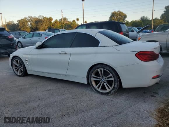 ✅ 2019 BMW 4 Series 440i • VIN: WBA4Z5C5XKEE17045 • Lot: 74325114. Wystawiony na Copart z przebiegiem 82 911 mil. Bezpłatny archiwum sprzedaży aukcyjnych z USA i szczegółowy raport historii pojazdu na DreamBid. Zdjęcie 2.