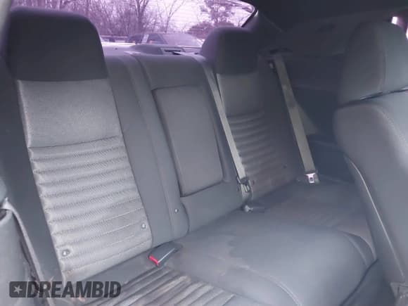 ✅ 2014 Dodge Challenger SXT • VIN: 2C3CDYAG4EH179954 • Lot: 41596676. Wystawiony na IAAI z przebiegiem Nie podano. Bezpłatny archiwum sprzedaży aukcyjnych z USA i szczegółowy raport historii pojazdu na DreamBid. Zdjęcie 8.