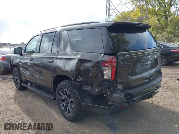 ✅ 2021 Chevrolet Tahoe Z71 • VIN: 1GNSKPKD9MR256237 • Lot: 43509946. Listed on IAAI with 61,919 mi. Free auction sales archive from the USA and detailed vehicle history report at DreamBid. Image 6.
