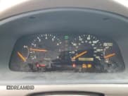 ✅ 2001 Lexus ES 300 • VIN: JT8BF28G610311565 • Lot: 89722005. Wystawiony na Copart z przebiegiem 90 856 mil. Bezpłatny archiwum sprzedaży aukcyjnych z USA i szczegółowy raport historii pojazdu na DreamBid. Zdjęcie 9.