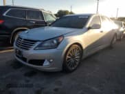 ✅ 2015 Hyundai Equus Ultimate • VIN: KMHGH4JH1FU097774 • Лот: 75413664. Опубликован ранее на Copart с пробегом 69 282 миль. Бесплатный доступ к архиву аукционных продаж из США и подробный отчёт об истории автомобиля на DreamBid. Изображение 1.