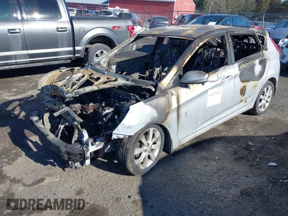 ✅ 2014 Hyundai Accent SE • VIN: KMHCU5AE6EU173705 • Лот: 41427362. Опубликован ранее на IAAI с пробегом Не указан. Бесплатный доступ к архиву аукционных продаж из США и подробный отчёт об истории автомобиля на DreamBid. Изображение 6.