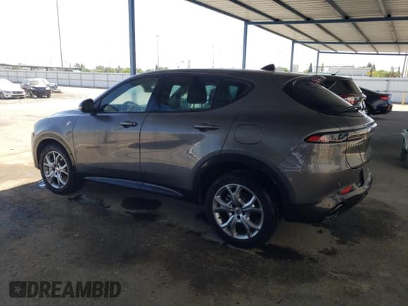 ✅ 2024 Dodge Hornet R/T • VIN: ZACPDFCW3R3A30467 • Lot: 56575535. Listed on Copart with 14,861 mi. Free auction sales archive from the USA and detailed vehicle history report at DreamBid. Image 2.