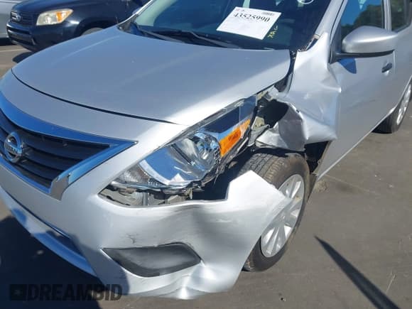 ✅ 2017 Nissan Versa S • VIN: 3N1CN7AP0HL892223 • Лот: 43525990. Опубликован ранее на IAAI с пробегом 47 963 миль. Бесплатный доступ к архиву аукционных продаж из США и подробный отчёт об истории автомобиля на DreamBid. Изображение 12.