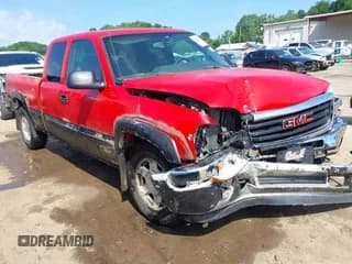 ✅ 2005 GMC Sierra 1500 SLE • VIN: 1GTEK19B05Z217058 • Lot: 42560494. Listed on IAAI with 198,461 mi. Free auction sales archive from the USA and detailed vehicle history report at DreamBid. Image 1.