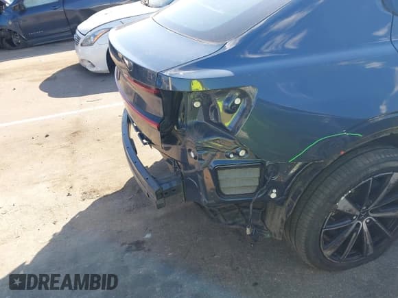 ✅ 2022 Polestar 2 • VIN: LPSED3KA2NL051919 • Lot: 43494778. Wystawiony na IAAI z przebiegiem 12 395 mil. Bezpłatny archiwum sprzedaży aukcyjnych z USA i szczegółowy raport historii pojazdu na DreamBid. Zdjęcie 6.