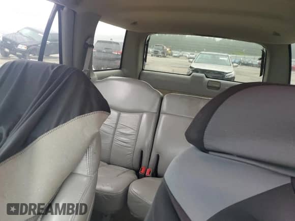 1995 Chevrolet Blazer z VIN 1GNCS13W5S2165022, wystawiony jako Copart lot #58006505 z przebiegiem 318 061 mil mil oraz Szkoda całkowita • Salvage title. Historia ofert i sprzedaży dostępna na DreamBid. Obrazek 10.