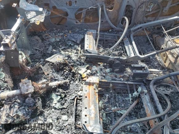 ✅ 2005 Dodge Neon SXT • VIN: 1B3ES56C35D282702 • Lot: 82068895. Listed on Copart with Not provided. Free auction sales archive from the USA and detailed vehicle history report at DreamBid. Image 7.