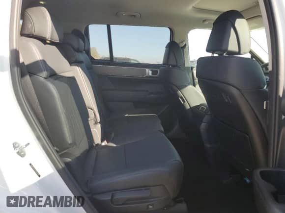 2024 Hyundai Santa Fe XRT с VIN 5NMP3DGL0RH005788, выставлен на аукционе Copart как лот 76913034 с пробегом 9 938 миль миль и Чистый • Clean title. История ставок и продаж доступна на DreamBid. Изображение 11.