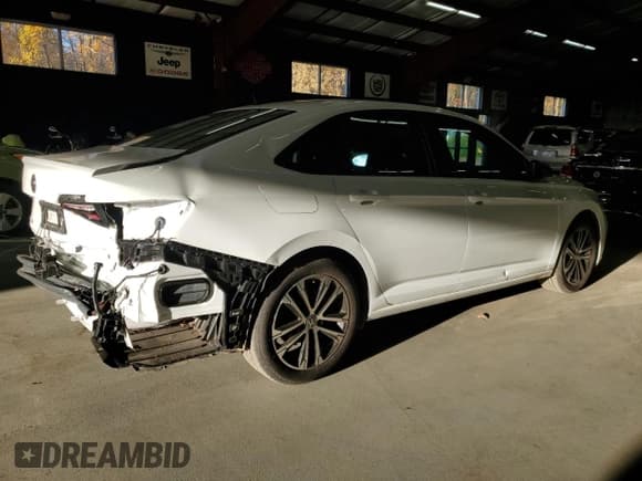 ✅ 2024 Volkswagen Jetta Sport • VIN: 3VWBM7BU1RM038379 • Lot: 89797755. Listed on Copart with 10,380 mi. Free auction sales archive from the USA and detailed vehicle history report at DreamBid. Image 3.