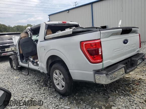 ✅ 2023 Ford F-150 XL • VIN: 1FTEW1C89PKD44243 • Lot: 67908284. Wystawiony na Copart z przebiegiem Nie podano. Bezpłatny archiwum sprzedaży aukcyjnych z USA i szczegółowy raport historii pojazdu na DreamBid. Zdjęcie 2.