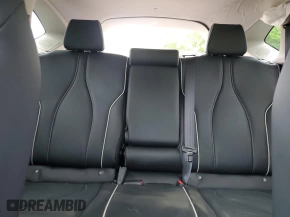 ✅ 2022 Acura RDX Advance • VIN: 5J8TC2H7XNL013573 • Lot: 55359905. Wystawiony na Copart z przebiegiem 49 229 mil. Bezpłatny archiwum sprzedaży aukcyjnych z USA i szczegółowy raport historii pojazdu na DreamBid. Zdjęcie 10.