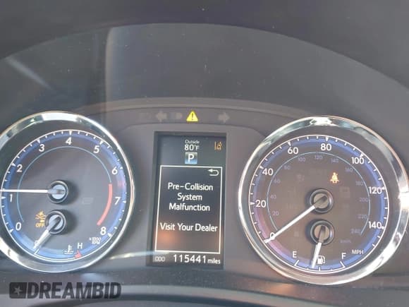 ✅ 2018 Toyota Corolla SE • VIN: 5YFBURHE9JP842554 • Lot: 43774951. Listed on IAAI with 115,441 mi. Free auction sales archive from the USA and detailed vehicle history report at DreamBid. Image 7.