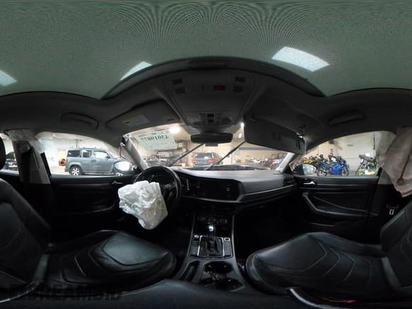 ✅ 2019 Volkswagen Jetta SEL Premium • VIN: 3VWG57BU5KM013509 • Lot: 43019877. Listed on IAAI with 79,183 mi. Free auction sales archive from the USA and detailed vehicle history report at DreamBid. Image 20.