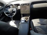 ✅ 2022 Hyundai Tucson Limited • VIN: KM8JE3AE0NU060616 • Lot: 46995114. Wystawiony na Copart z przebiegiem 16 405 mil. Bezpłatny archiwum sprzedaży aukcyjnych z USA i szczegółowy raport historii pojazdu na DreamBid. Zdjęcie 8.