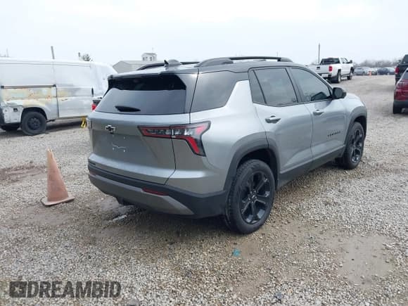 ✅ 2025 Chevrolet Equinox FWD LT • VIN: 3GNAXHEG4SL103858 • Lot: 42014156. Wystawiony na IAAI z przebiegiem 4 156 mil. Bezpłatny archiwum sprzedaży aukcyjnych z USA i szczegółowy raport historii pojazdu na DreamBid. Zdjęcie 4.