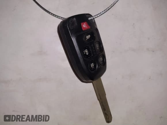 ✅ 2012 Honda Odyssey Touring • VIN: 5FNRL5H90CB004537 • Lot: 43184321. Listed on IAAI with 132,469 mi. Free auction sales archive from the USA and detailed vehicle history report at DreamBid. Image 11.