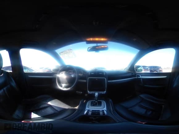 ✅ 2005 Porsche Cayenne Turbo • VIN: WP1AC29P95LA90292 • Лот: 43290922. Опубликован ранее на IAAI с пробегом 149 987 миль. Бесплатный доступ к архиву аукционных продаж из США и подробный отчёт об истории автомобиля на DreamBid. Изображение 18.