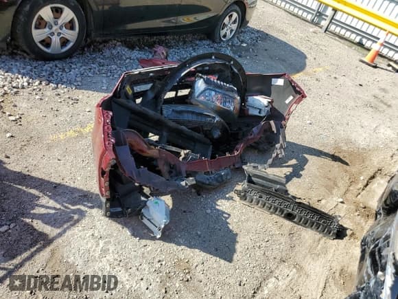 ✅ 2017 Ford Escape SE • VIN: 1FMCU0GD8HUA93828 • Lot: 86663205. Listed on Copart with 85,710 mi. Free auction sales archive from the USA and detailed vehicle history report at DreamBid. Image 13.