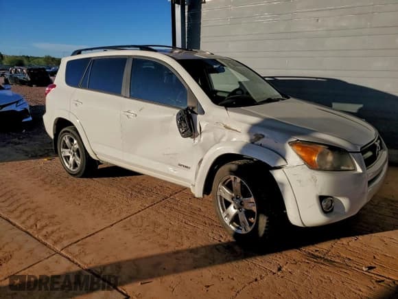 ✅ 2010 Toyota RAV4 Sport • VIN: 2T3WK4DV3AW007961 • Lot: 95185575. Wystawiony na Copart z przebiegiem 149 506 mil. Bezpłatny archiwum sprzedaży aukcyjnych z USA i szczegółowy raport historii pojazdu na DreamBid. Zdjęcie 4.