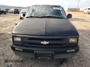✅ 1995 Chevrolet S-10 • VIN: 1GCCS14Z5SK232588 • Лот: 49601455. Опубликован ранее на Copart с пробегом 121 855 миль. Бесплатный доступ к архиву аукционных продаж из США и подробный отчёт об истории автомобиля на DreamBid. Изображение 5.