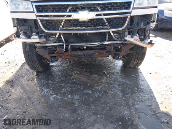 ✅ 2006 Chevrolet Silverado 2500HD • VIN: 1GBHK23D46F231100 • Lot: 41286005. Listed on IAAI with 456,171 mi. Free auction sales archive from the USA and detailed vehicle history report at DreamBid. Image 18.