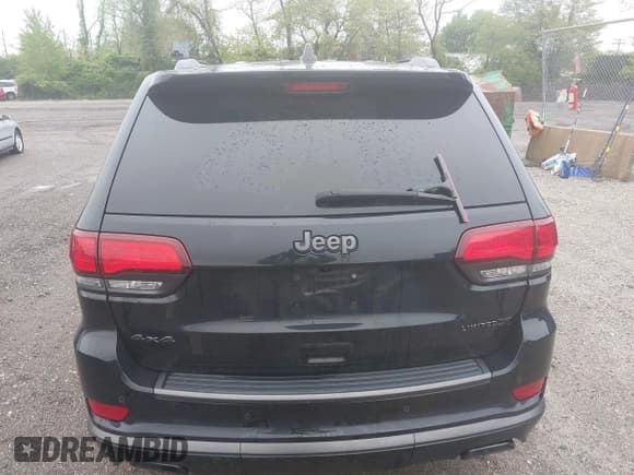 ✅ 2020 Jeep Grand Cherokee Limited • VIN: 1C4RJFBG0LC385080 • Lot: 42162766. Wystawiony na IAAI z przebiegiem 42 413 mil. Bezpłatny archiwum sprzedaży aukcyjnych z USA i szczegółowy raport historii pojazdu na DreamBid. Zdjęcie 16.