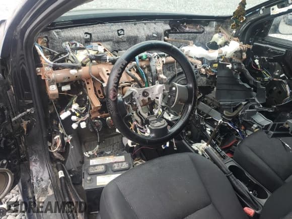 ✅ 2010 Toyota Corolla • VIN: 2T1BU4EE3AC262174 • Lot: 59820375. Listed on Copart with Not provided. Free auction sales archive from the USA and detailed vehicle history report at DreamBid. Image 8.