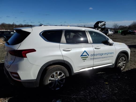 ✅ 2020 Hyundai Santa Fe SE • VIN: 5NMS2CAD2LH242489 • Lot: 36072093. Wystawiony na Copart z przebiegiem 44 441 mil. Bezpłatny archiwum sprzedaży aukcyjnych z USA i szczegółowy raport historii pojazdu na DreamBid. Zdjęcie 3.