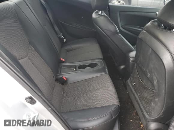 ✅ 2013 Hyundai Veloster w/Black Int • VIN: KMHTC6AD0DU152511 • Lot: 42768545. Listed on Copart with 93,438 mi. Free auction sales archive from the USA and detailed vehicle history report at DreamBid. Image 10.