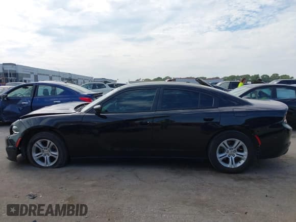 ✅ 2015 Dodge Charger SE • VIN: 2C3CDXBG0FH790137 • Лот: 43315700. Опубликован ранее на IAAI с пробегом 181 289 миль. Бесплатный доступ к архиву аукционных продаж из США и подробный отчёт об истории автомобиля на DreamBid. Изображение 14.