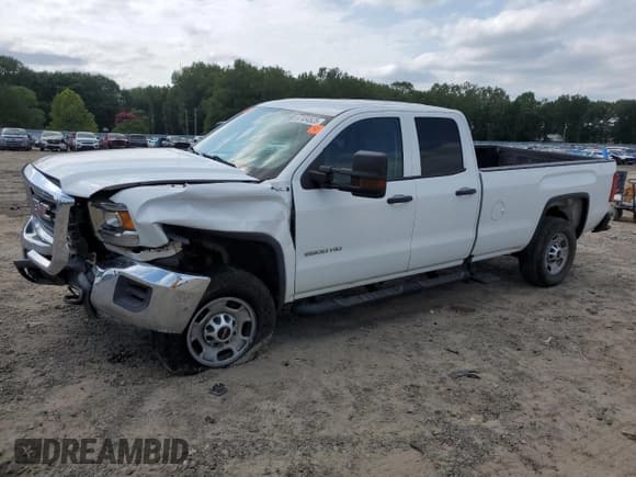 ✅ 2019 GMC Sierra 2500HD • VIN: 2GT22NEG2K1225453 • Лот: 67454625. Опубликован ранее на Copart с пробегом 127 378 миль. Бесплатный доступ к архиву аукционных продаж из США и подробный отчёт об истории автомобиля на DreamBid. Изображение 1.